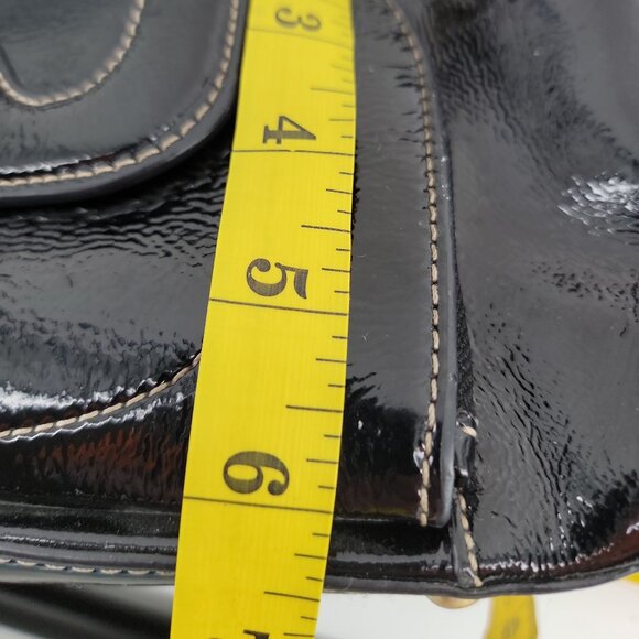 ✨ Perlina New York Black Patent Leather Shoulder Bag – Chic & Functional ✨ - Picture 11 of 14